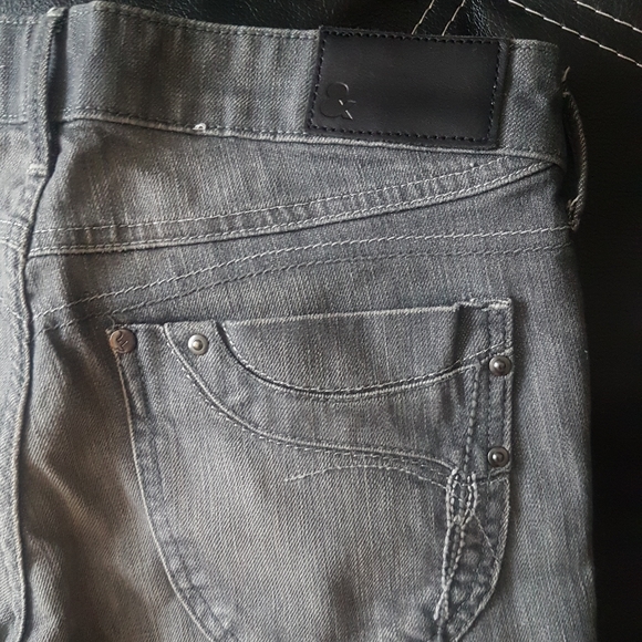 Jeans - Picture 1 of 7